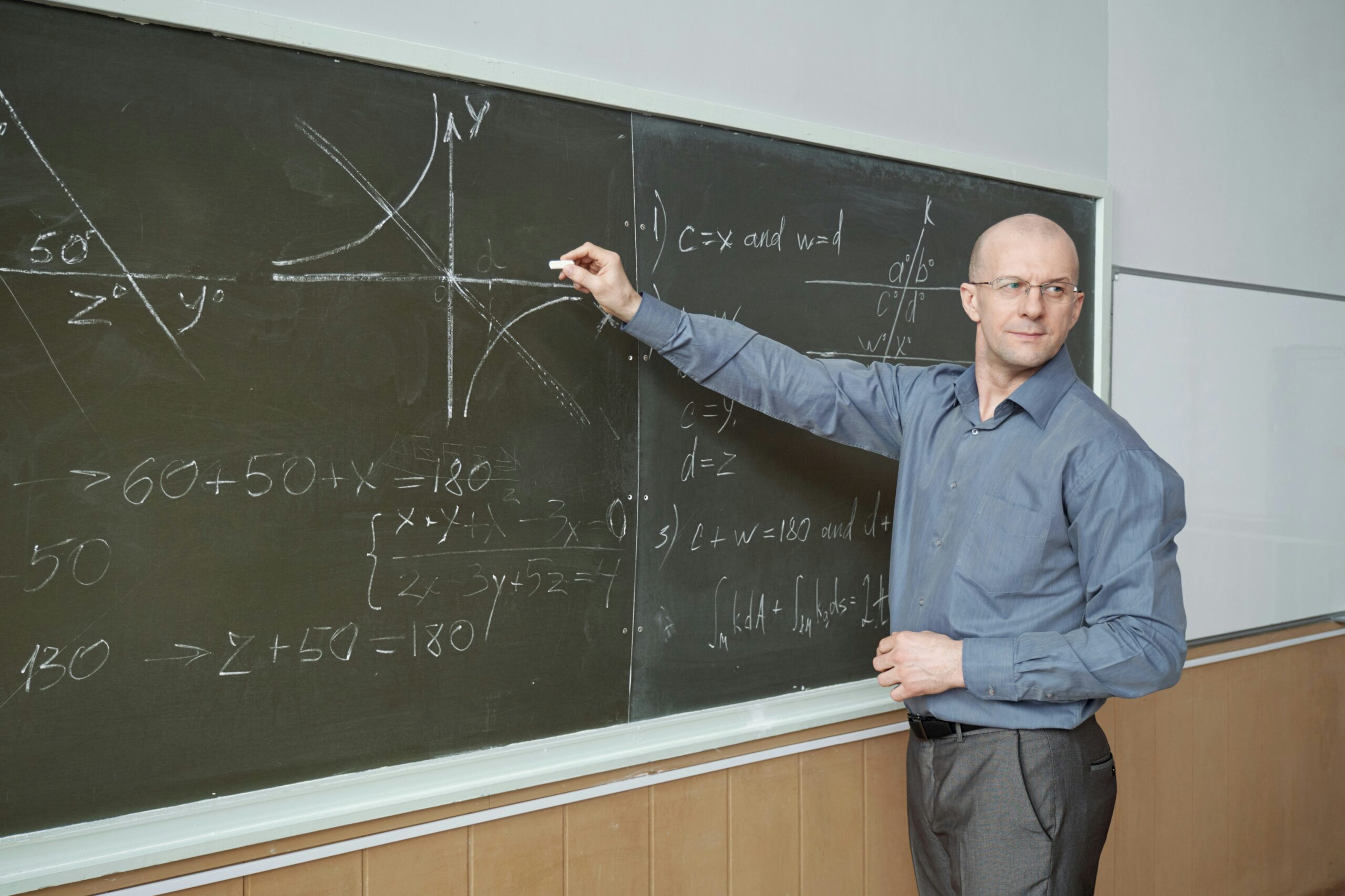 Economics-Stewart Ginn Jr